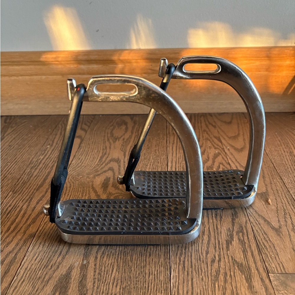 english safety stirrups